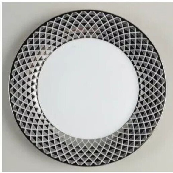 Set of 8 CIROA Luxe SILVER Metallic Dessert Side Salad Plates 6.25 Inches - Picture 1 of 5